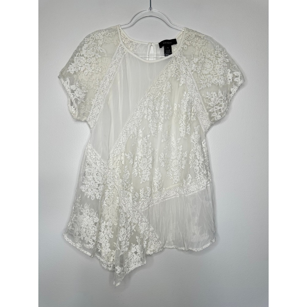 Karen Kane Sheer Lace Top Size XL White Asymmetrical Floral Romantic Feminine